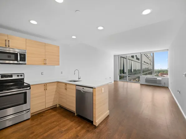 2030 Hudson Street image 233 of 284