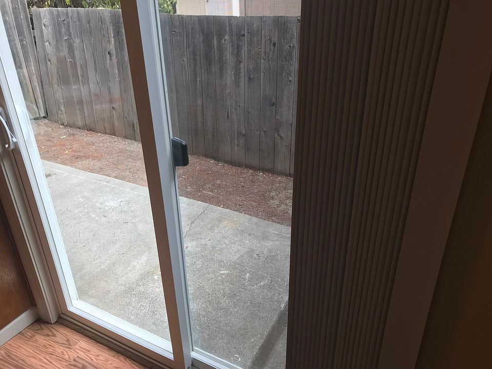 2nd image of 494 Rose Ave APT 9