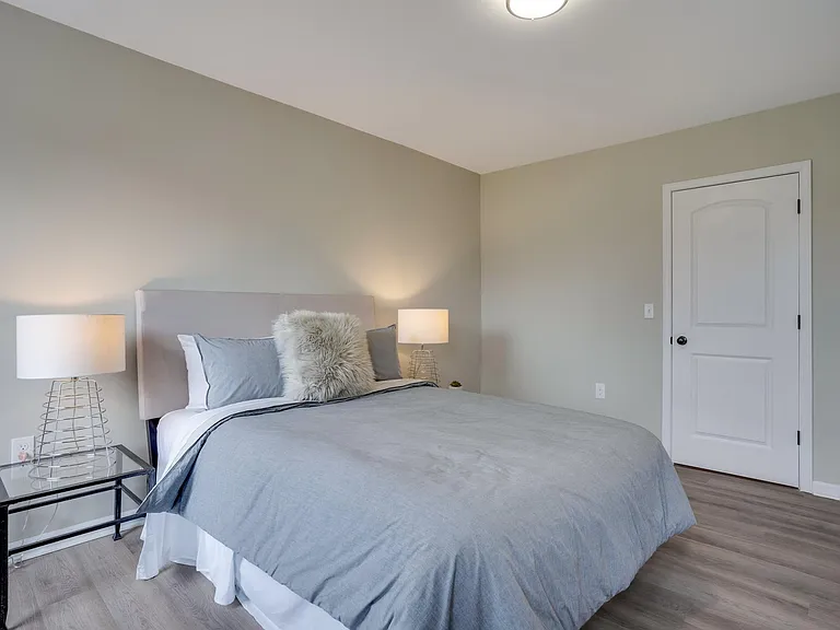 293 W Park Ave — Photo 12