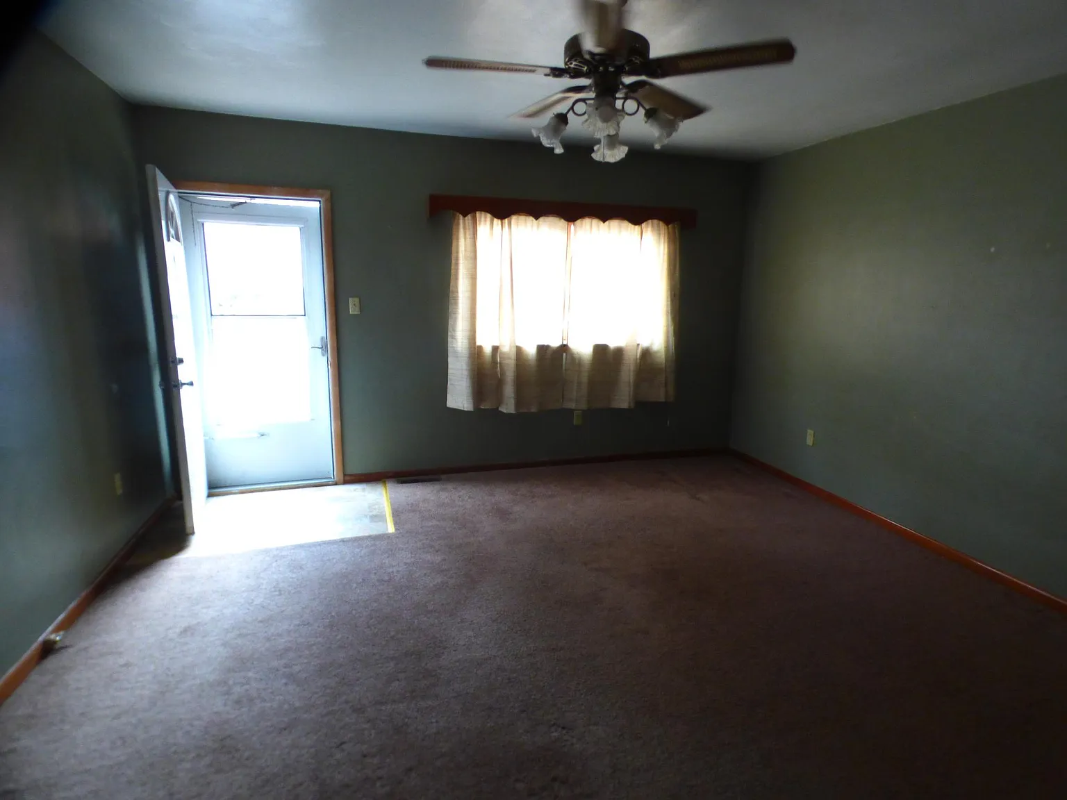 3 bed, 1680 sqft, $1,250 — Photo 3
