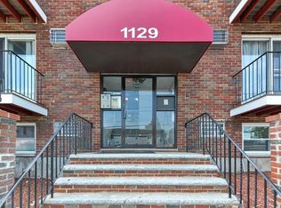 1129 N Shore Rd #3D, Revere, MA 02151