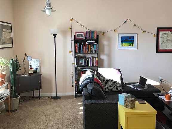 3rd image of 30 E Hudson St APT A