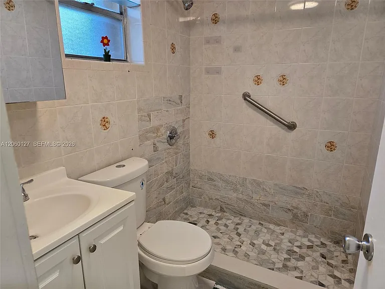 6200 W Flagler St #201 — Photo 8