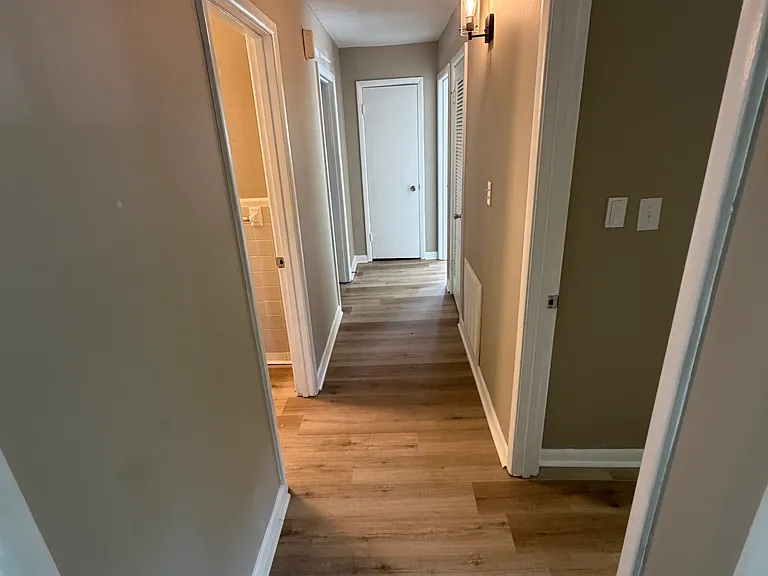 2266 Shade Ave — Photo 7