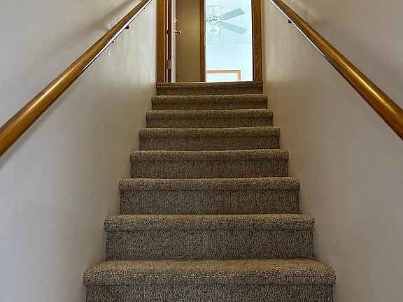 2nd image of 302 S Washington Ave #2