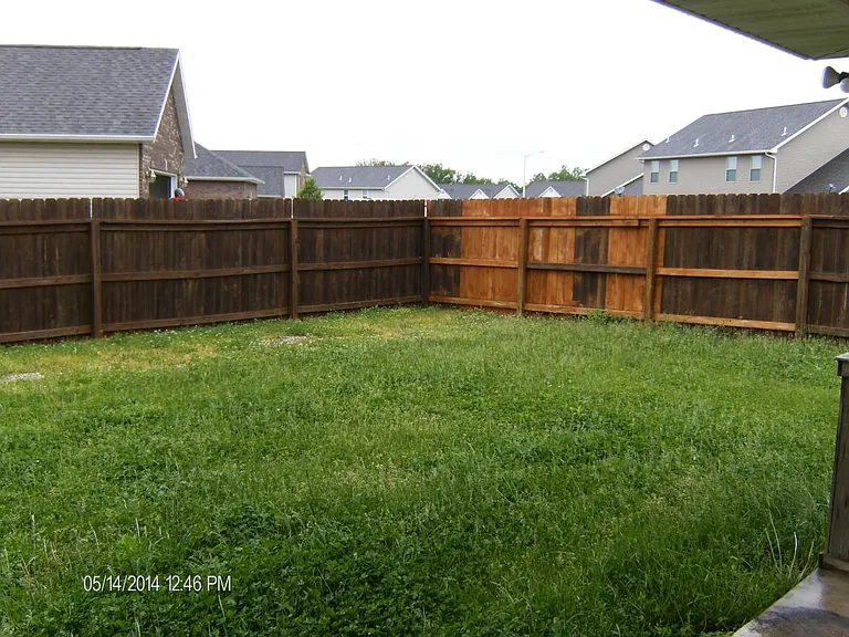 22857 Honeysuckle Rd — Photo 9
