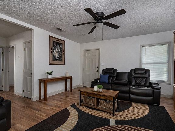 5th image of 309 S Date St
