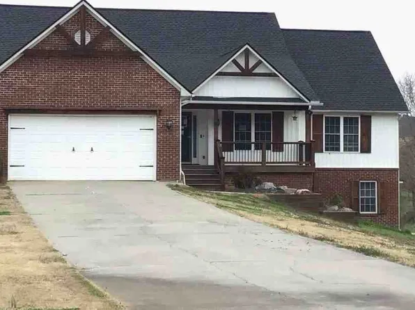 132 Maloy Ln SE, Calhoun, GA 30701