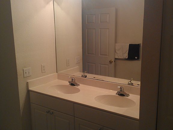 Bath- Dual sinks