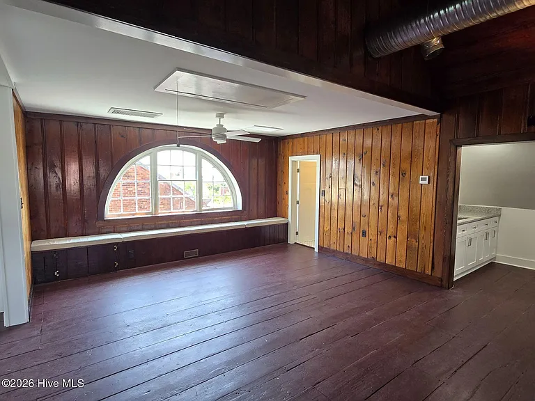 228 Craven St #4 — Photo 1