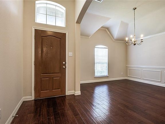 4th image of 11291 Beeville Dr