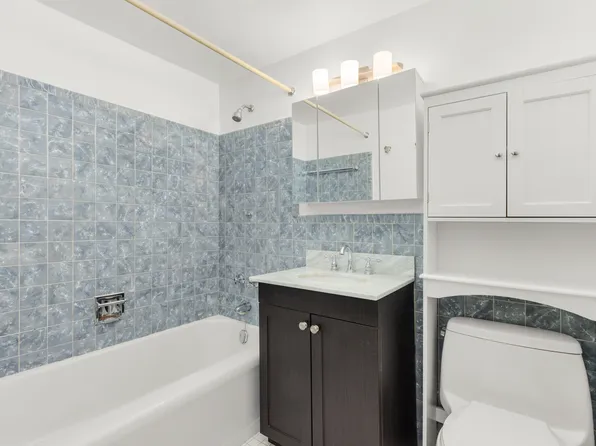 155 East 76th Street image 5 of 6