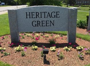 8 Fernview Ave APT 4, North Andover, MA 01845