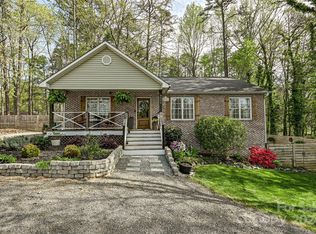 8020 Harriett Ave, Charlotte, NC 28216