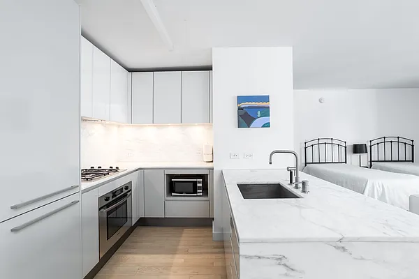 Sold by Compass | media 2