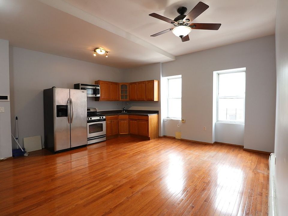 1st image of 339 7th St APT 1
