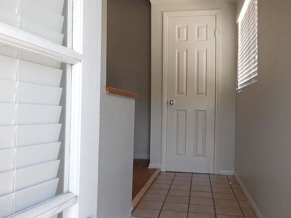 5th image of 3731 E 8th St #A