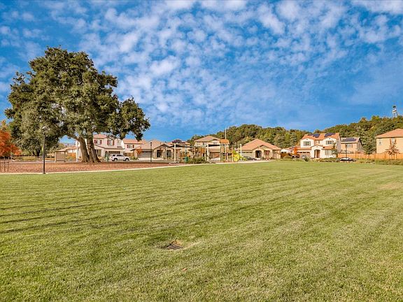 3rd image of 2711 Grassland Way