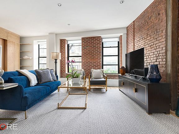 2nd image of 14 Prince St APT 3B