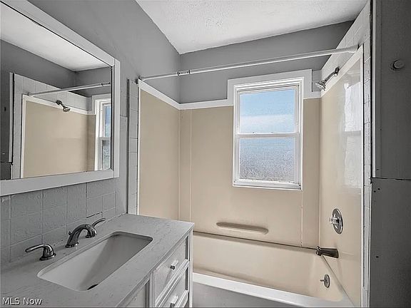 5th image of 1850 E 32nd St #1