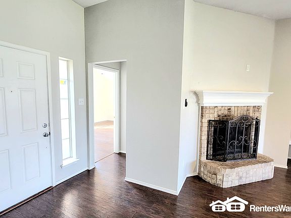 4th image of 1622 Mount Zion Dr