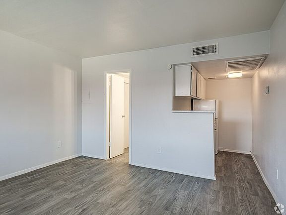 4th image of 4903 W Thomas Rd #186