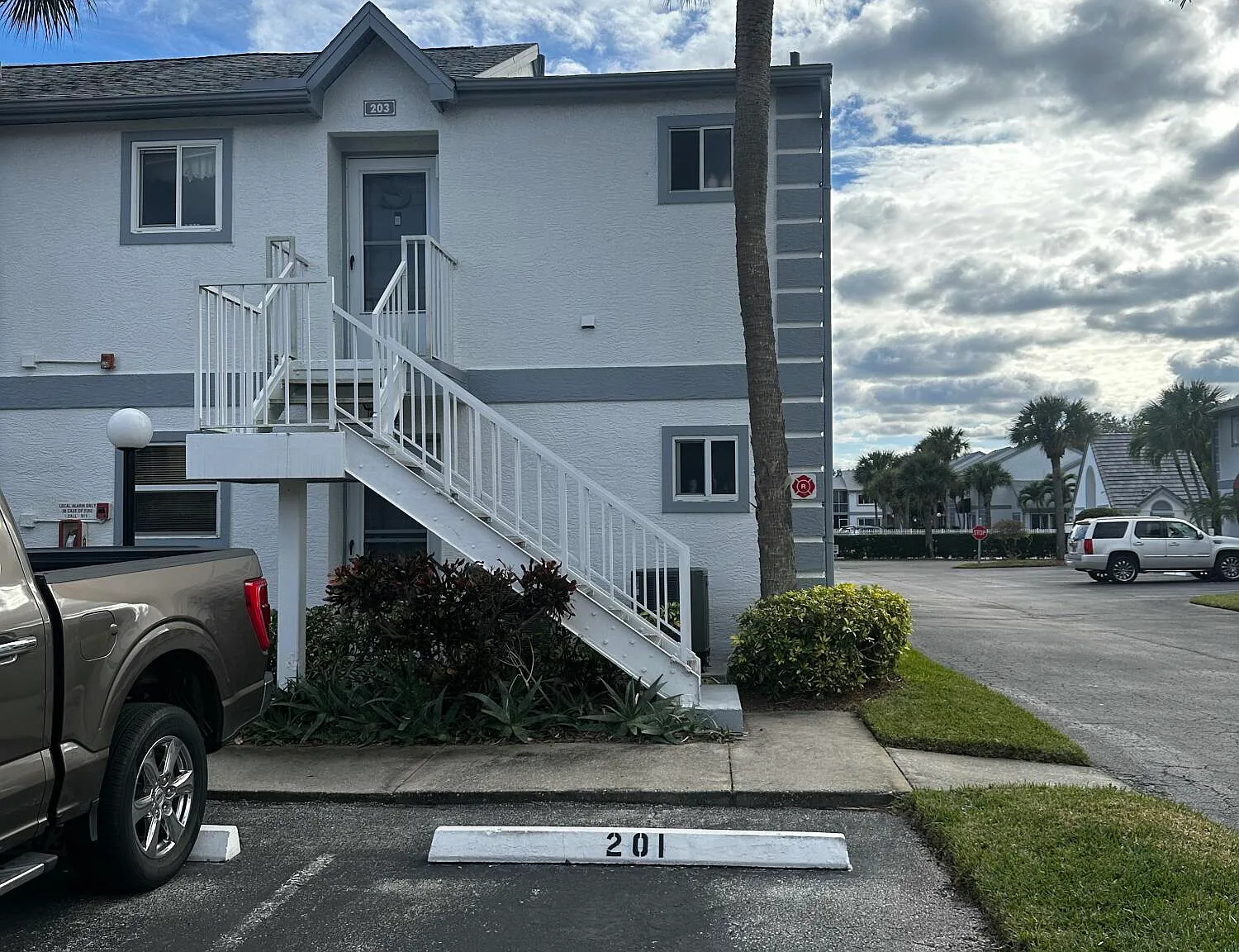 1 bed, 1.0 bath, 703 sqft, $1,750 — Photo 1