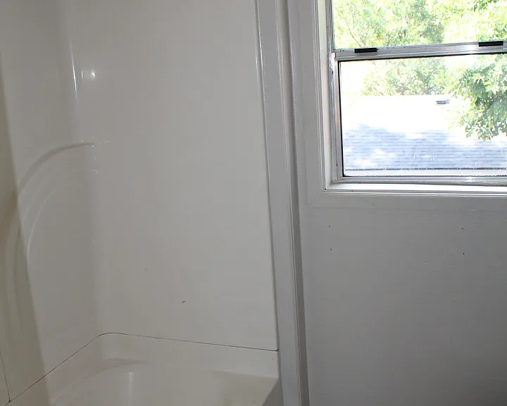1518 Siskiyou St — Photo 9