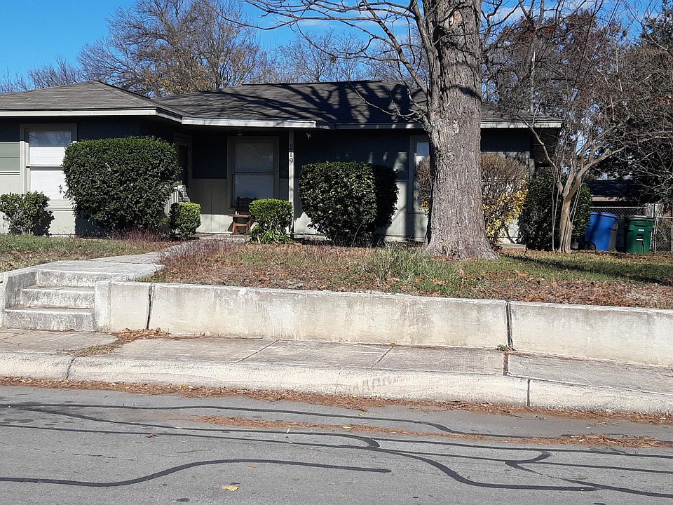 1st image of 219 Riverdale Dr