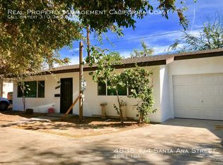 4835 1/4 Santa Ana St, Cudahy, CA 90201