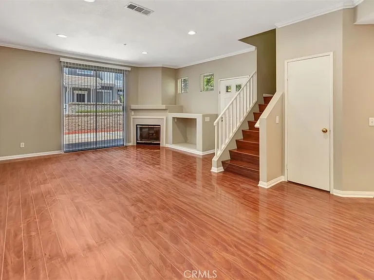 63 Carlsbad Ln — Photo 3