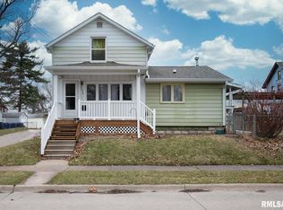 2313 18th St #A, Moline, IL 61265