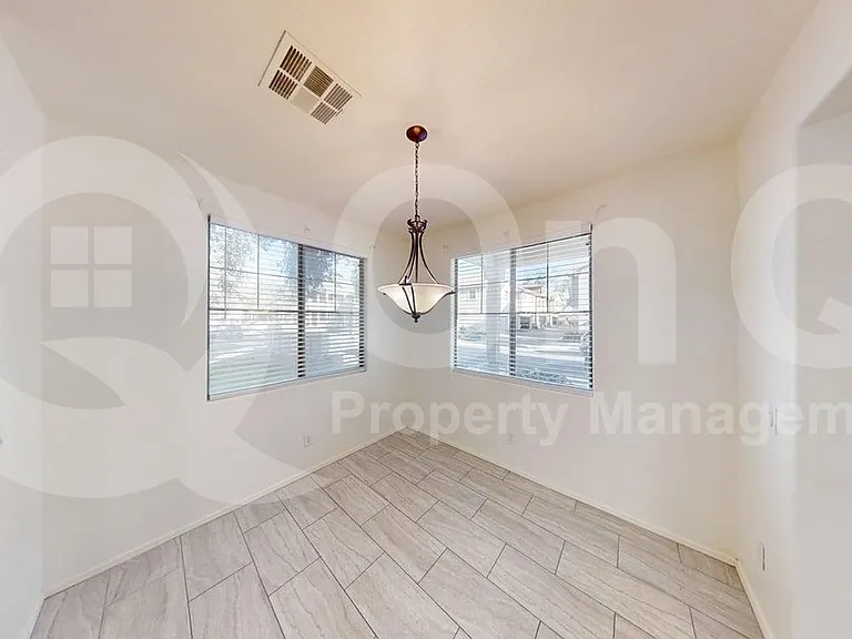 3834 E Santa Fe Ln — Photo 6