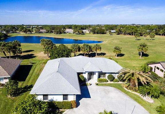 Home For Sale In Gator Trace