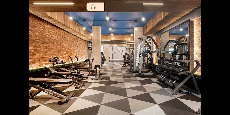 Rented by The KCI Group | media 11