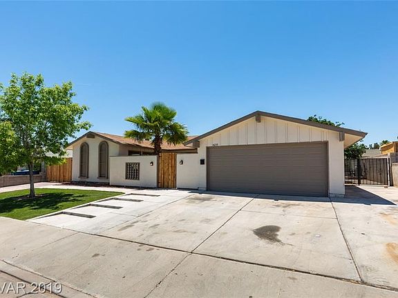 2nd image of 4659 El Escorial Dr