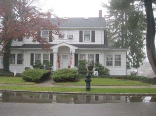 93 Whitewood Ave, Staten Island, NY 10310