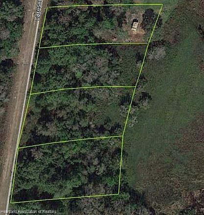 2nd image of 603 Lakesedge Dr