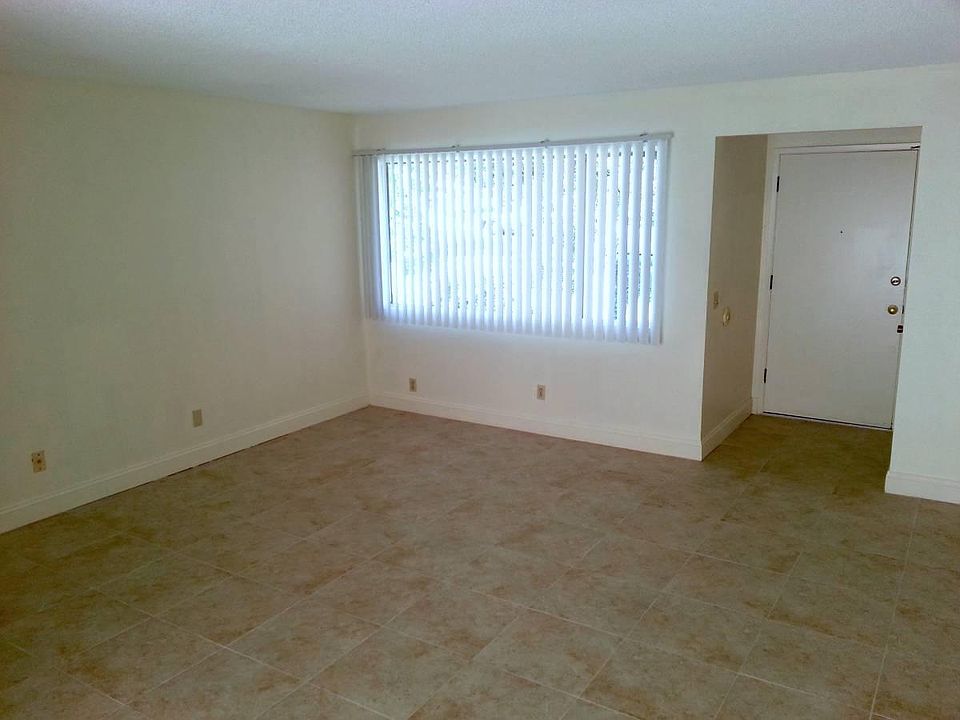 1st image of 1255 Arcadia Ave APT C