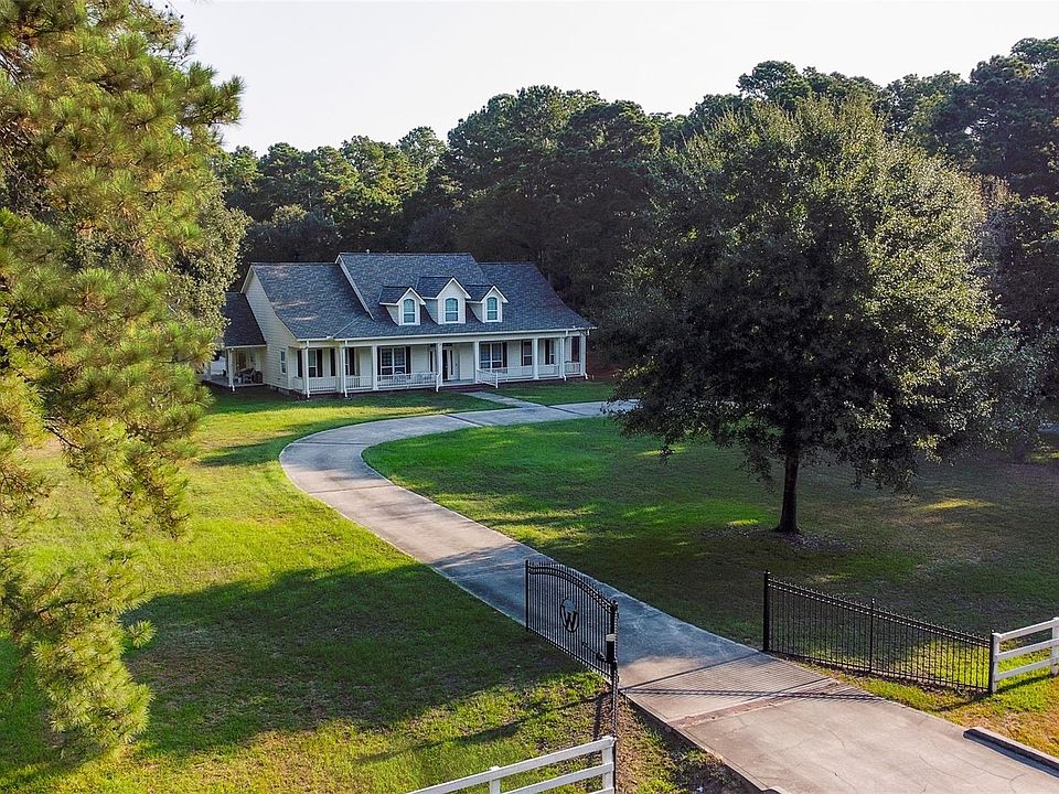 1st image of 20002 Country Lake Dr