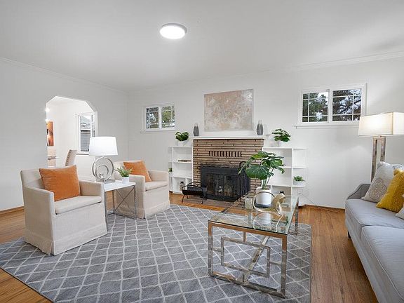 5th image of 17820 Casa Ln