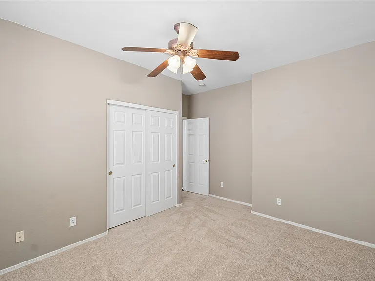 2519 E Fremont Rd — Photo 8