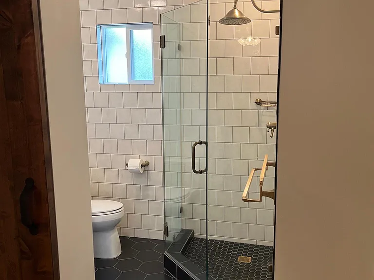 161 W Pierson St — Photo 10