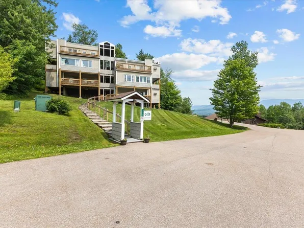 199 Mountainside Drive #D101, Stowe, VT 05672