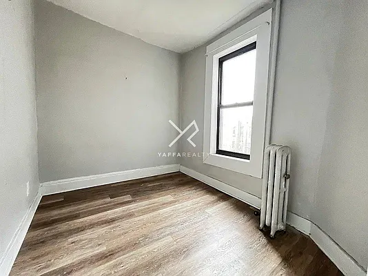 Rented by Yaffa Realty LLC | media 4