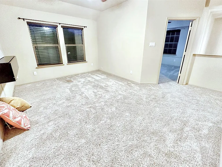 12801 Winter Springs Dr — Photo 14