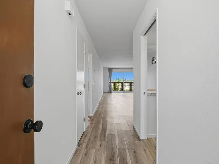 2475 Jefferson St #103 — Photo 4