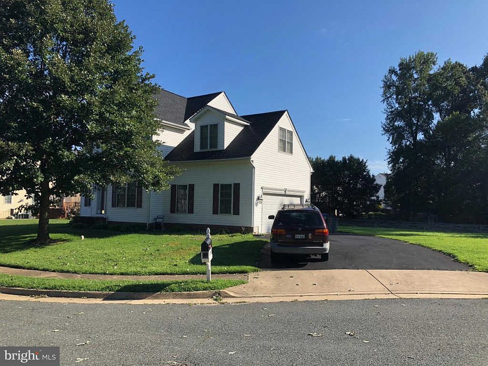 1st image of 125 Greenhill Ln