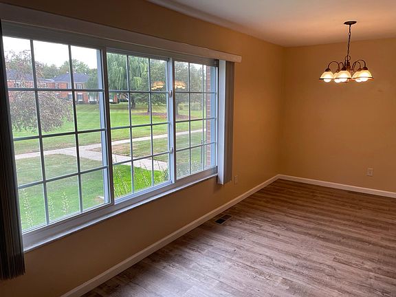 Dining next to kitchen
