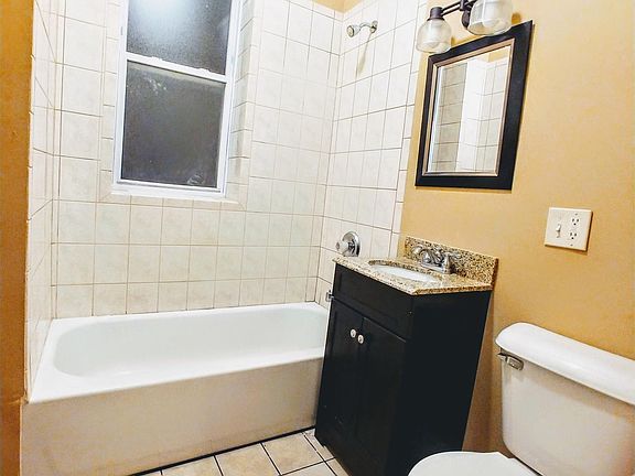 3rd image of 6414 S Evans Ave APT 2